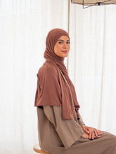 Load image into Gallery viewer, bamboo jersey in BROWN
